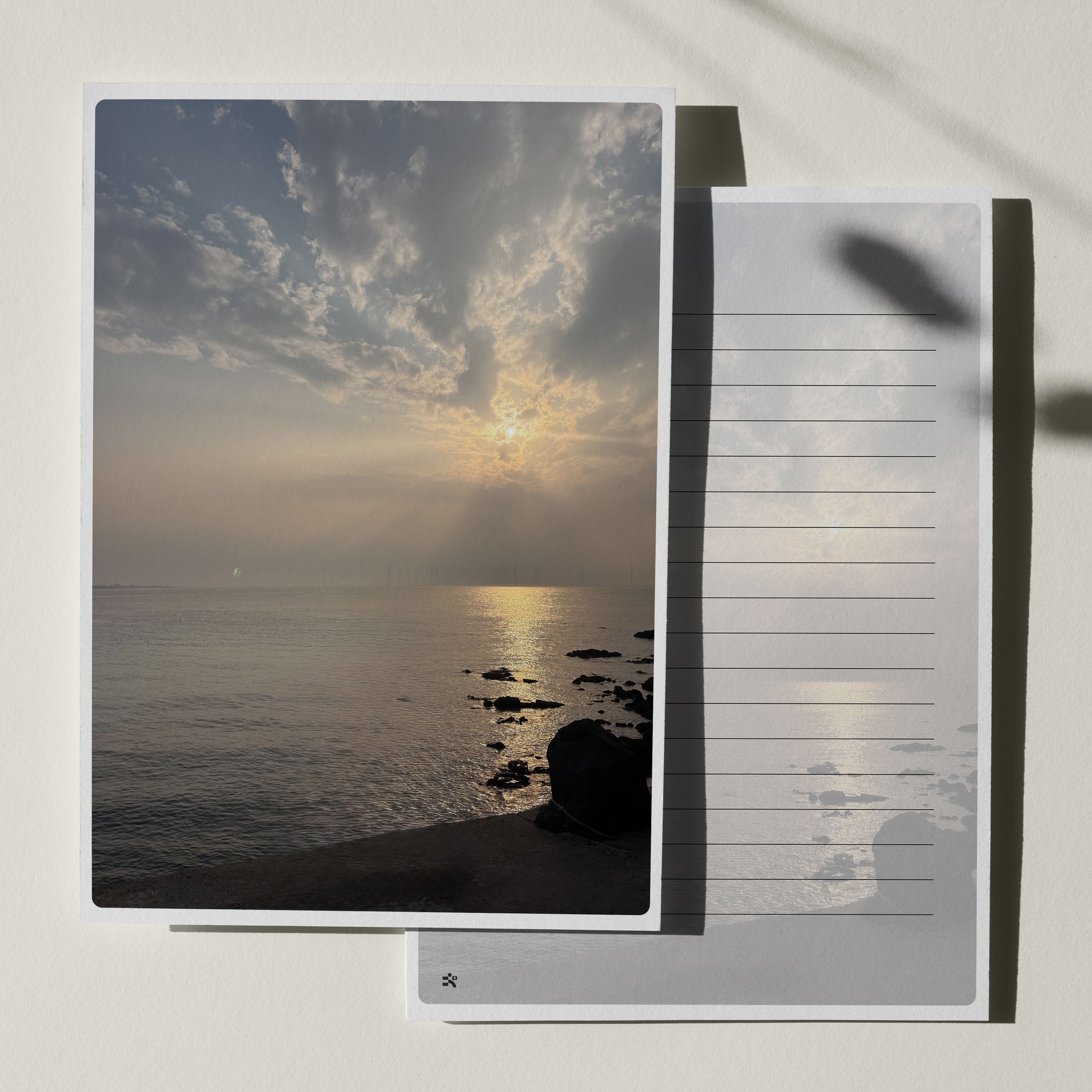 우체톡 편지지 테마 : 봄 그리고 제주바다 (앞면)